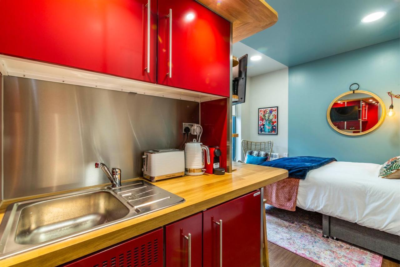Romantic Getaway Studio Pods Close To City Centre With Free Wifi Derby Eksteriør billede