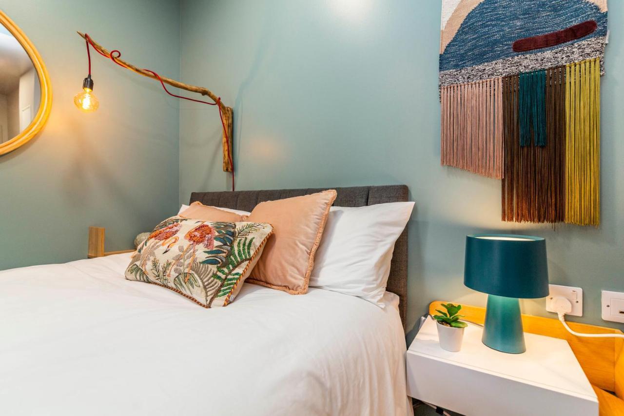 Romantic Getaway Studio Pods Close To City Centre With Free Wifi Derby Eksteriør billede